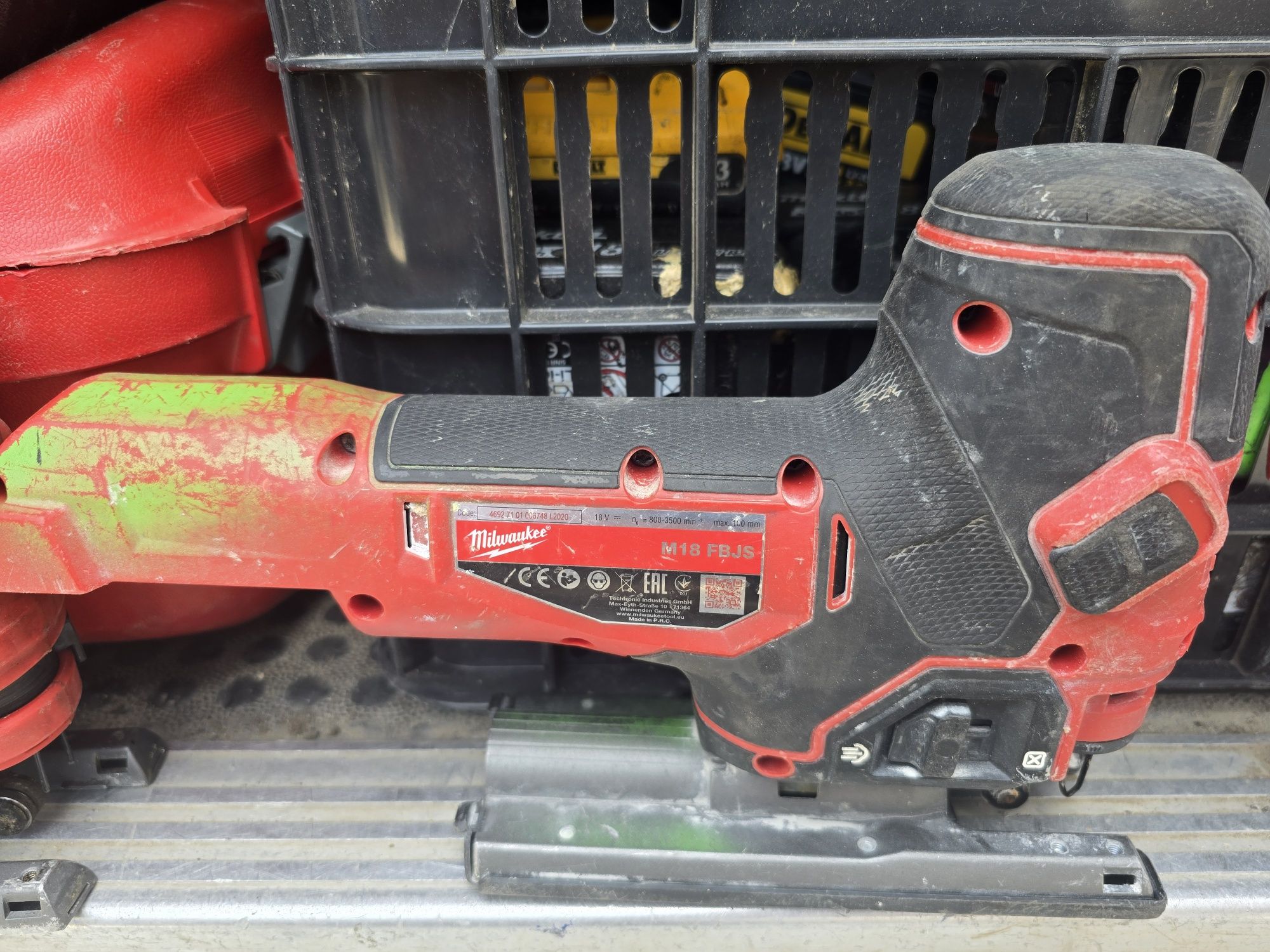 Pendular milwaukee fuel m18 fbjs