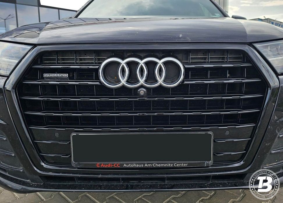 Grila compatibila cu Audi Q7 4M SQ7 Design