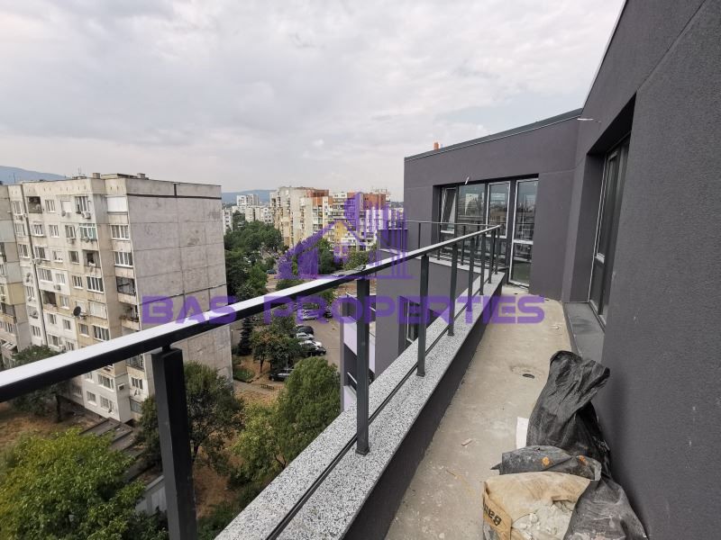 4-стаен Апартамент в Разсадника, София - С огромна тераса
