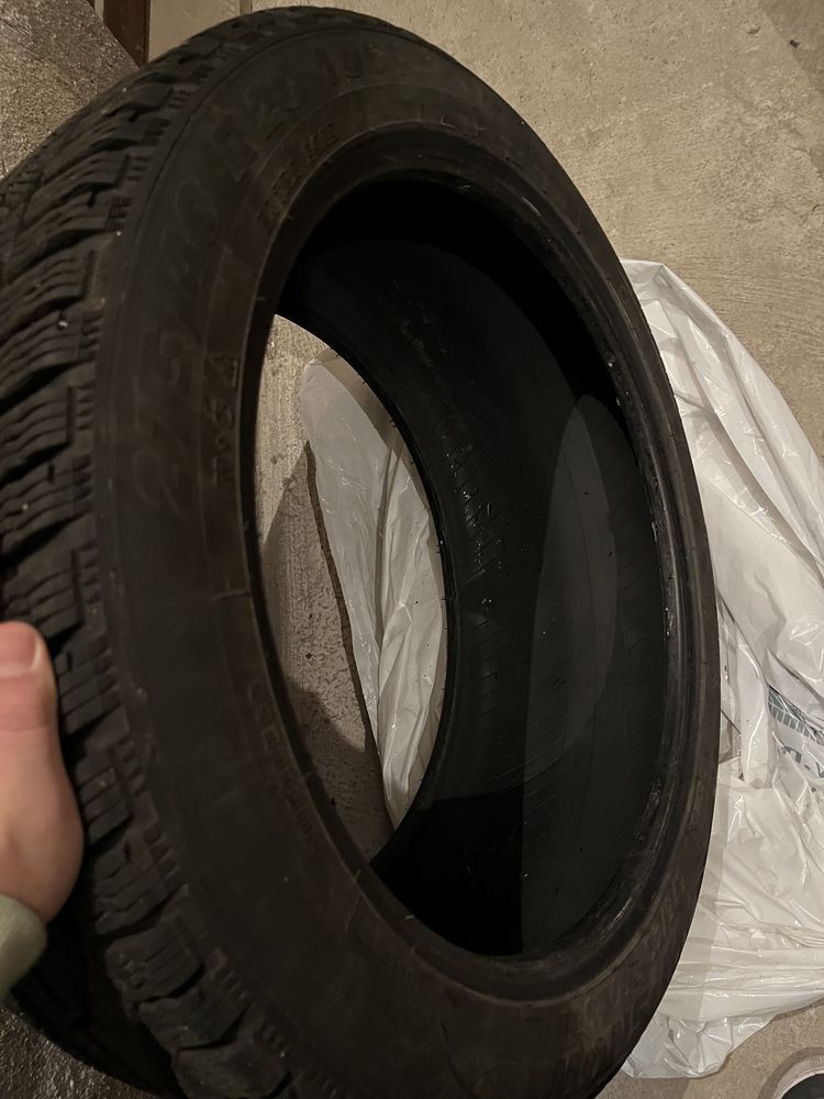 Зимни гуми Kormoran 275/40 R20 последна бройка