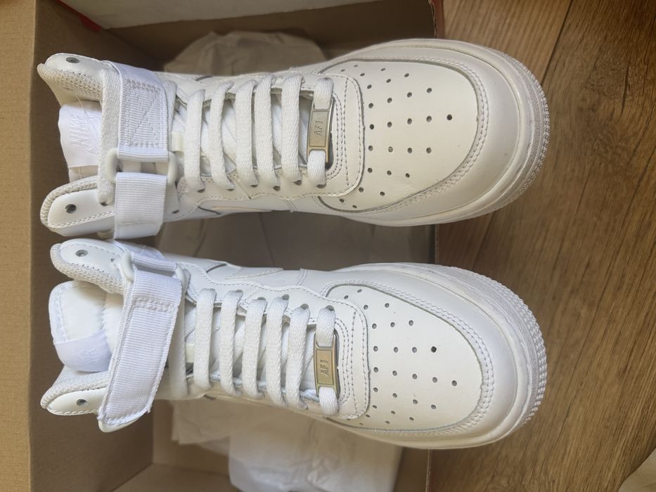 Vand Nike Air Force 1 inalt