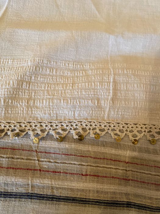 Народна носия рокли и кърпа