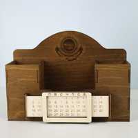 Органайзер для канцелярии с вечным календарем коричневый