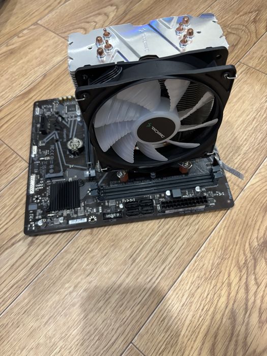 Intel core i5 10400f