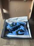 Jordan 1 UNC.