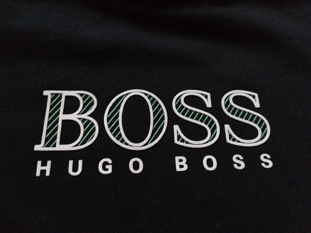 Hugo Boss- 6Y /114 -детска тениска