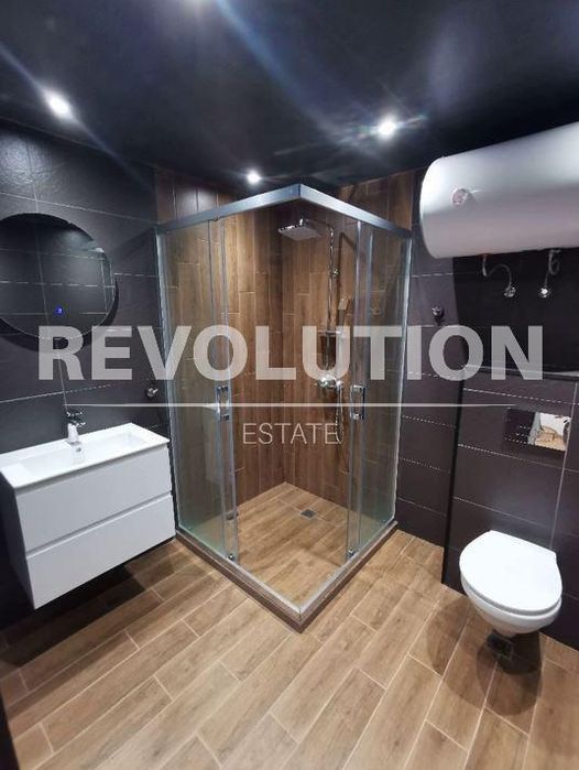 Дава се под наем Тристаен апартамент в Варна, Цветен квартал - 100 кв.м за 500 € - Снимка #13