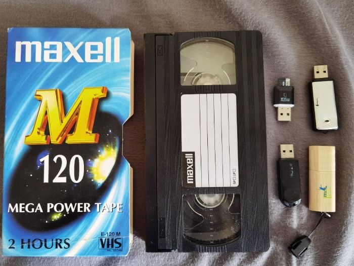 Прехвърляне на видеокасетки VHS, miniDV на Флашка, USB Flash - 10 лв