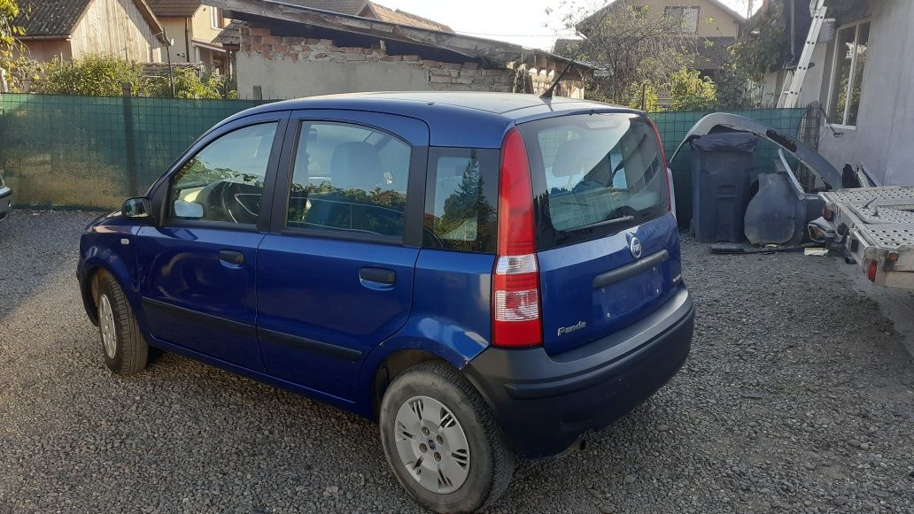 Dezmembrez Piese Fiat Panda Din 2005