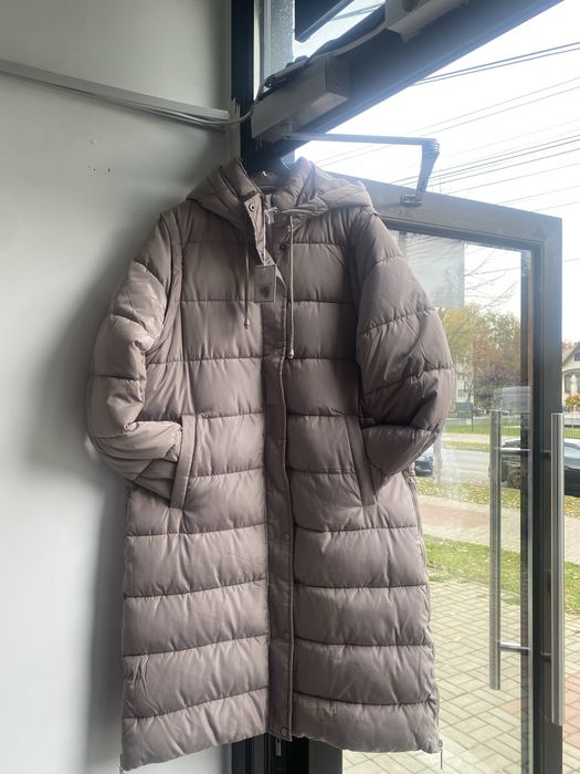 Geaca grosa de iarna cu maneci detasabile