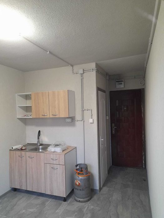 Camera de camin la piata