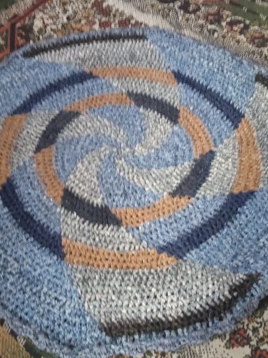 Продам коврик ручной работы