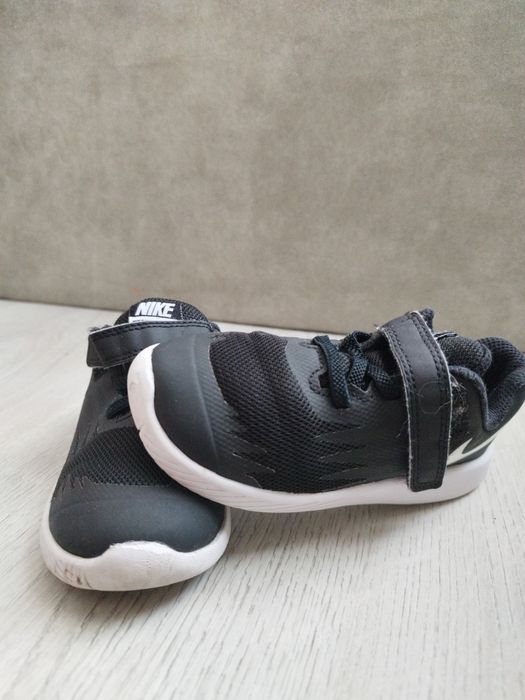 Vând încălțăminte băiat. Detalii la fiecare poză