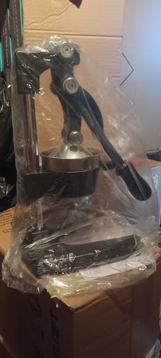 Presa fructe rodi portocale citrice storcator NOU SIGILAT IN CUTIE