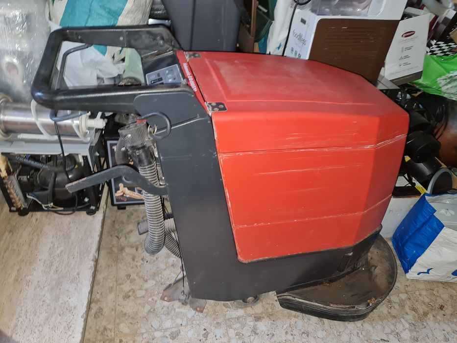 HAKOMATIC EB 450/530 masina de spalat si uscat pavimenti