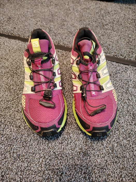 Adidași Salomon nr 38 2/3