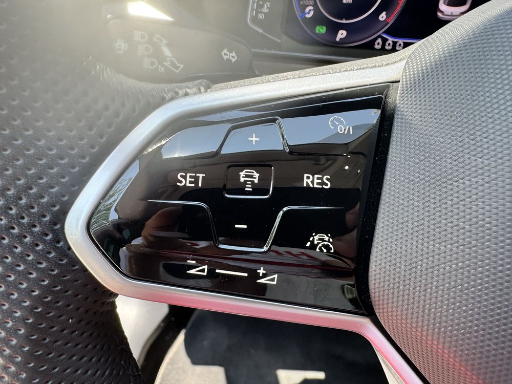 Продавам VW Arteon 2021,45800 km. Diesel. Перфектна. Първи собственик.