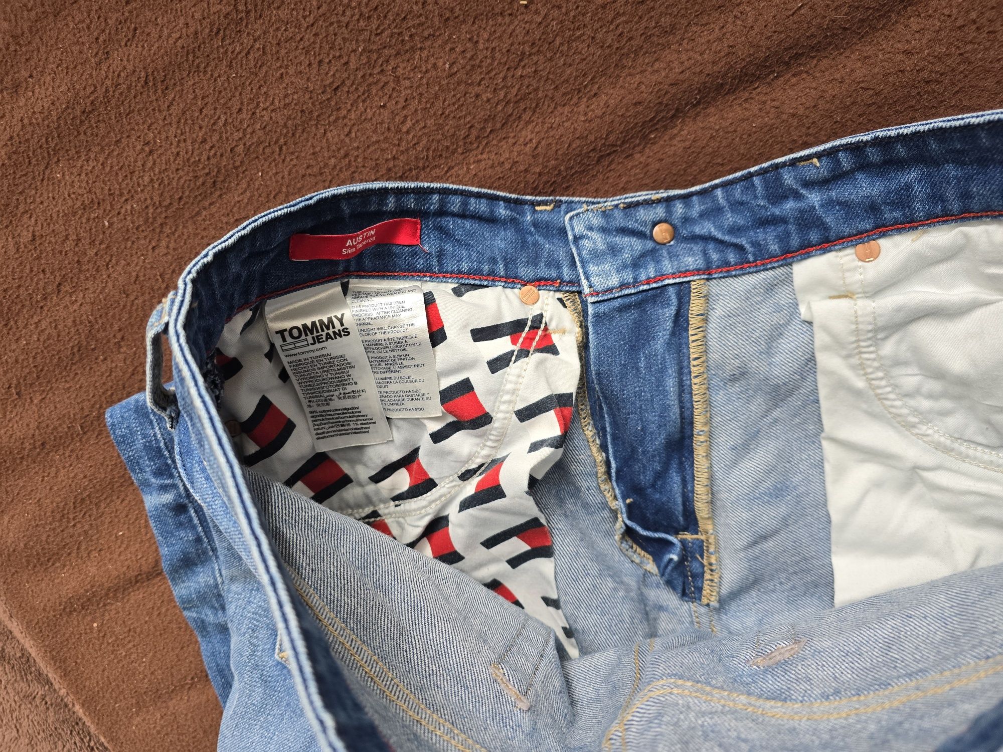 Дънки Tommy Jeans като нови