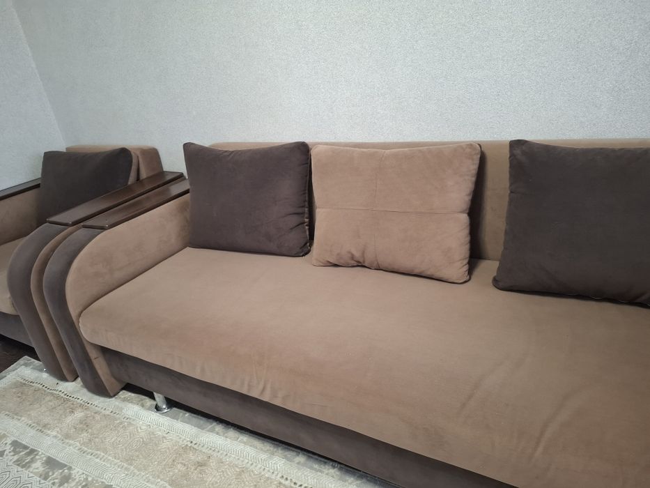 Продам диван с креслом, б/у, в отличном состоянии,  диван раскладной
