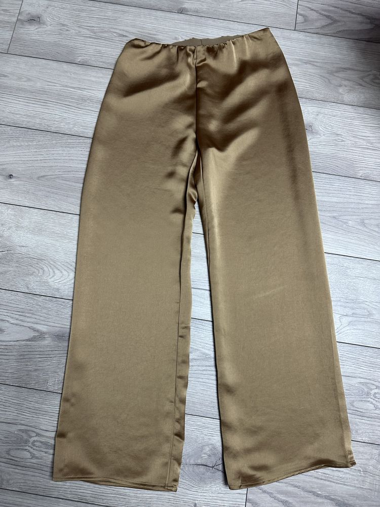 Pantaloni Mango satinati