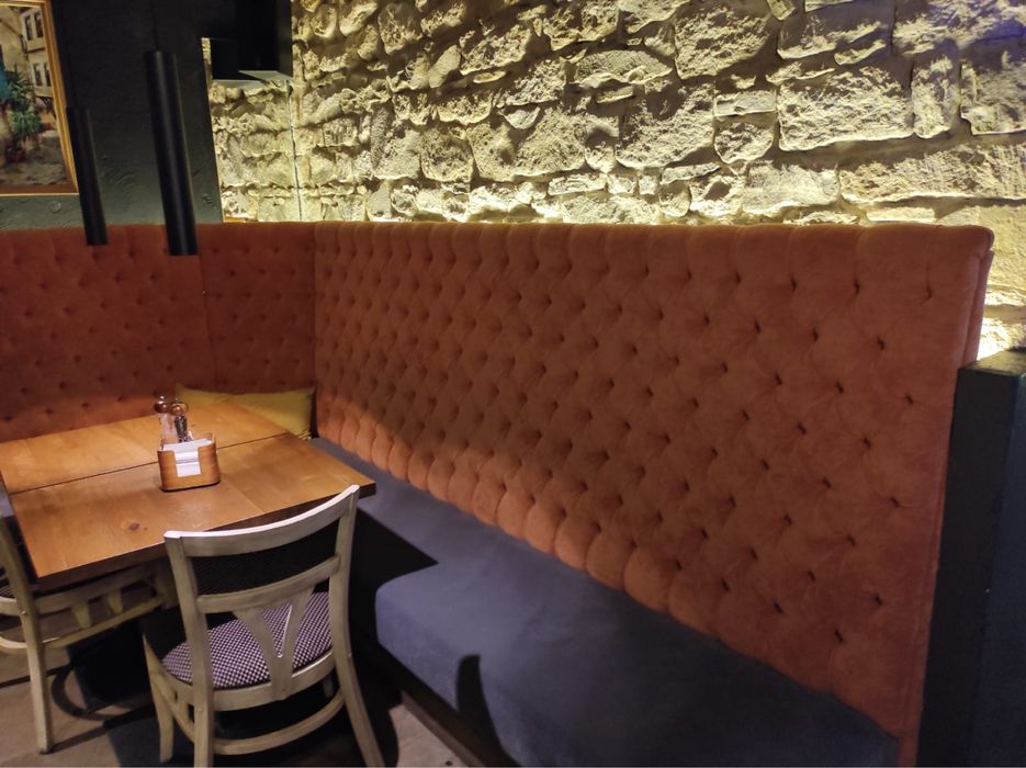 Vand banchetă canapea colțar tapițat pentru restaurant
