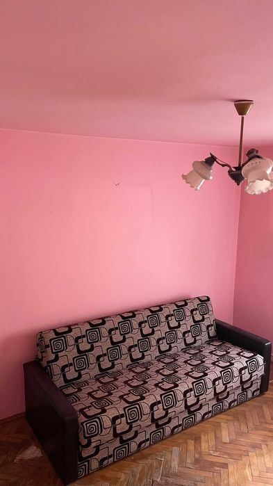 Vand apartament 2 camere, intabulat, ultracentral