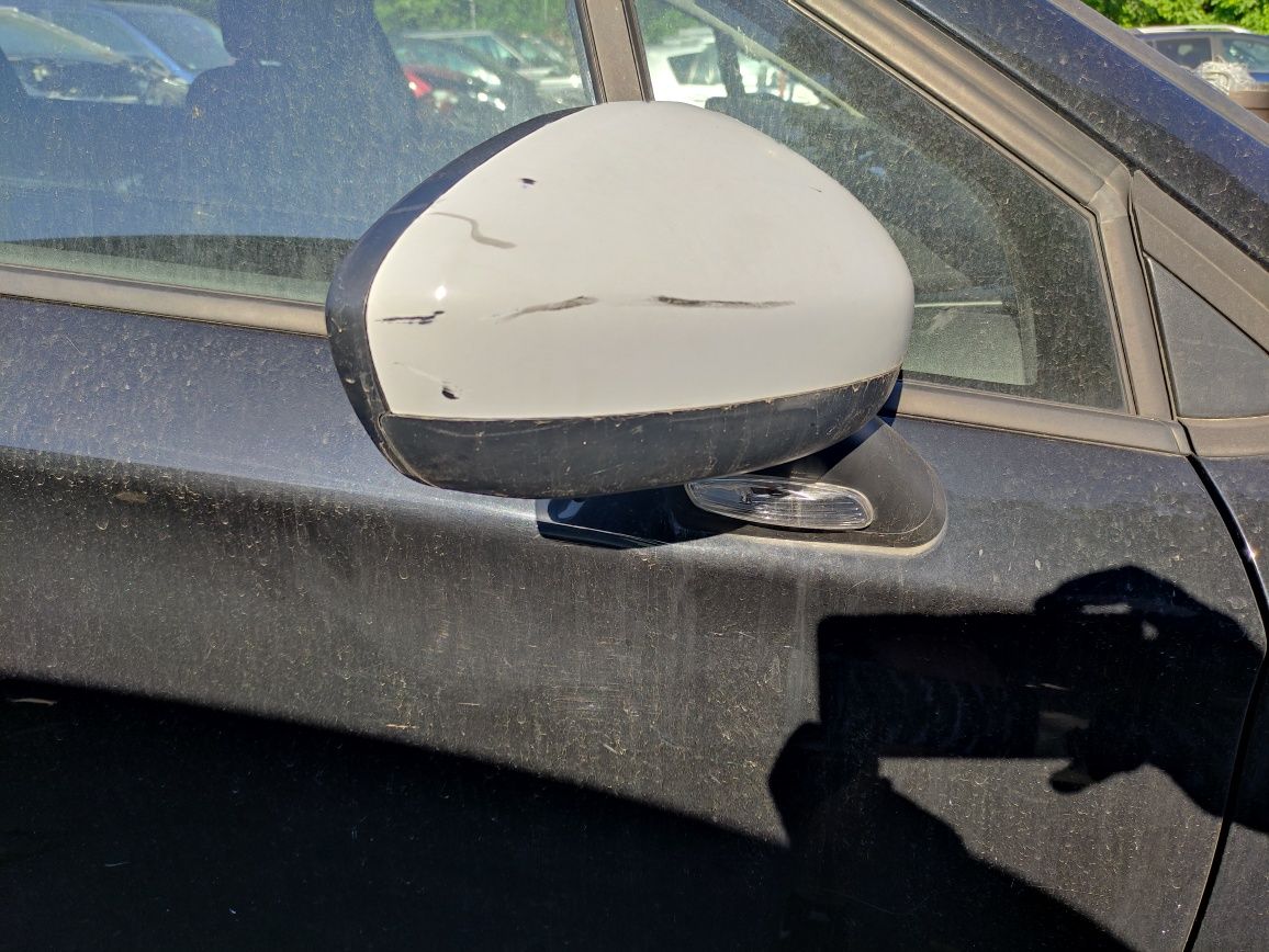Дясно огледало за Citroen C4