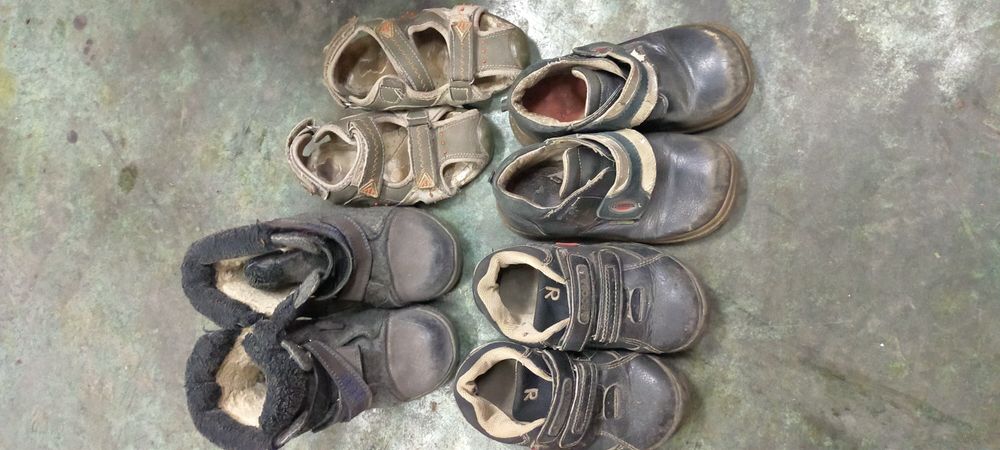 Отдам обувь 27р на мальчика