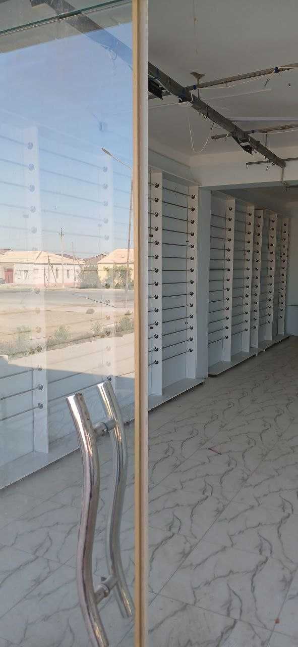 Yangiariqda 1-qavati ishlab chiqarish sexi va  2-qavati savdo dokoni