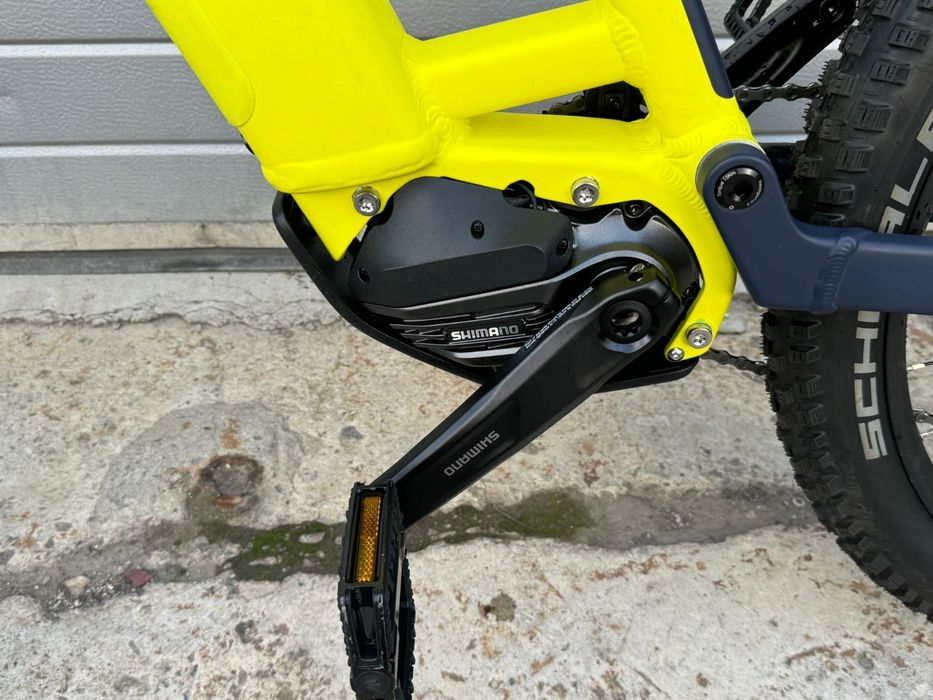 Bicicleta  electrica full-suspension S