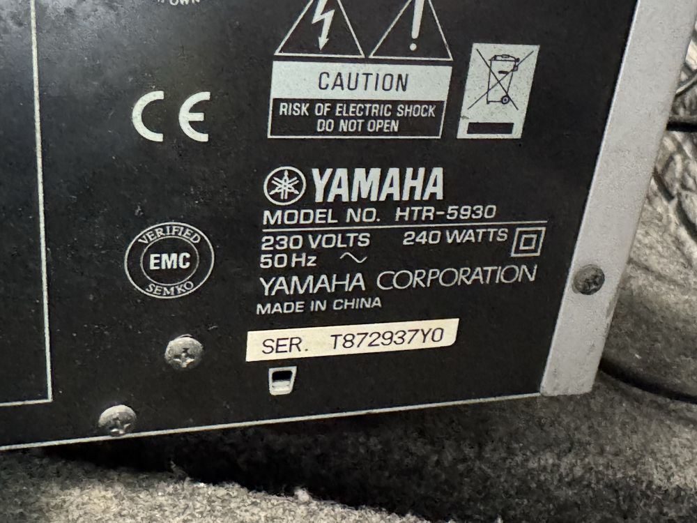 усилвател yamaha htr-5930 + 2 тонколони 8”