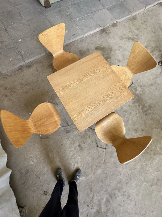 Камлект стул со стульями