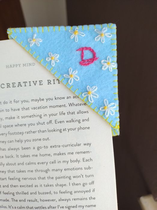 Semn de carte confecționat manual