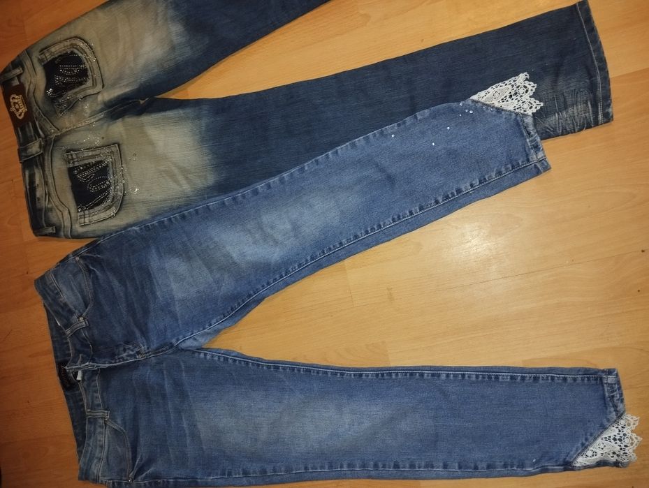 Blugi de damă  stare impecabila 2+1 cadou