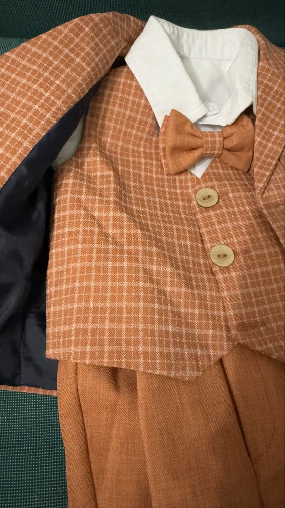 Costum de ocazie bebelusi