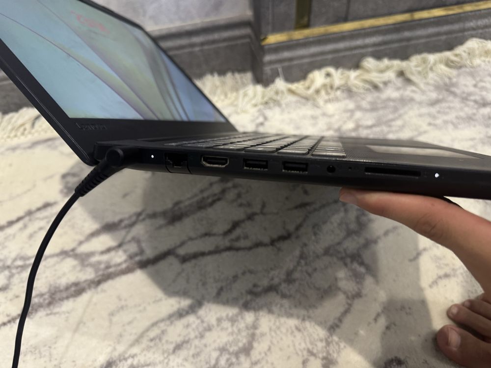 Lenova ideapad 3