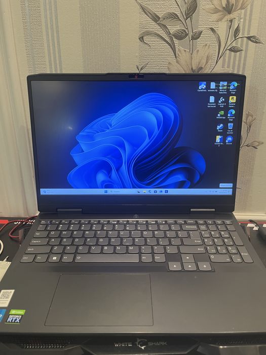 Laptop gaming Lenovo Ideeapad 3 rtx 3050 i5 16GB RAM/SSD 512