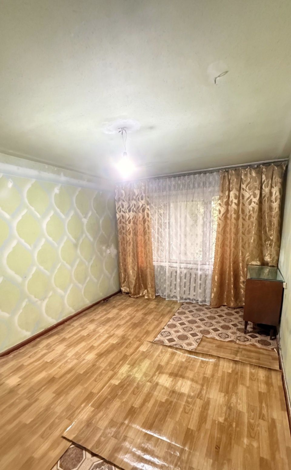 Продаётся на Ялангаче 1ком