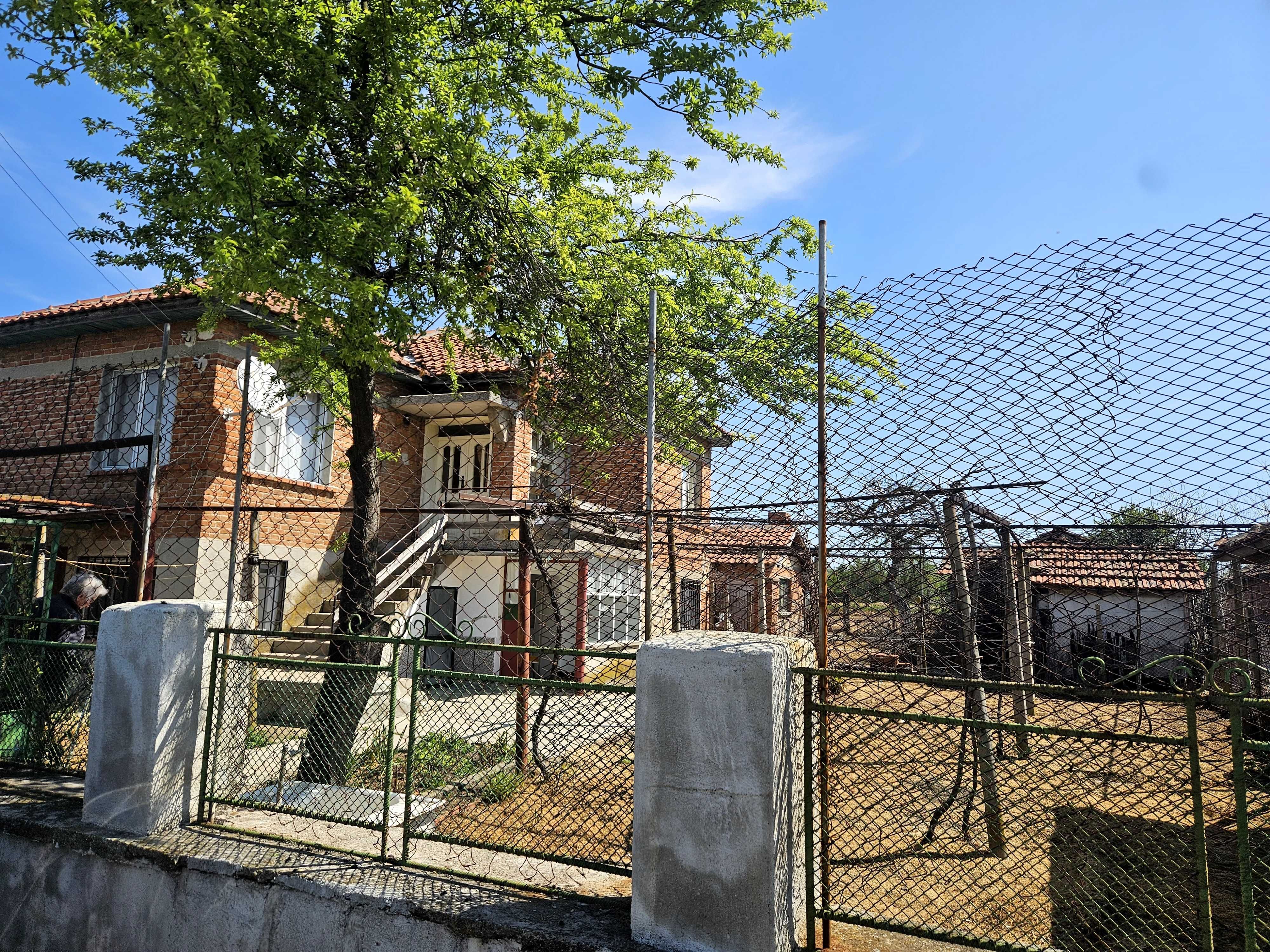 Къща в с. Крумово, обл. Ямбол