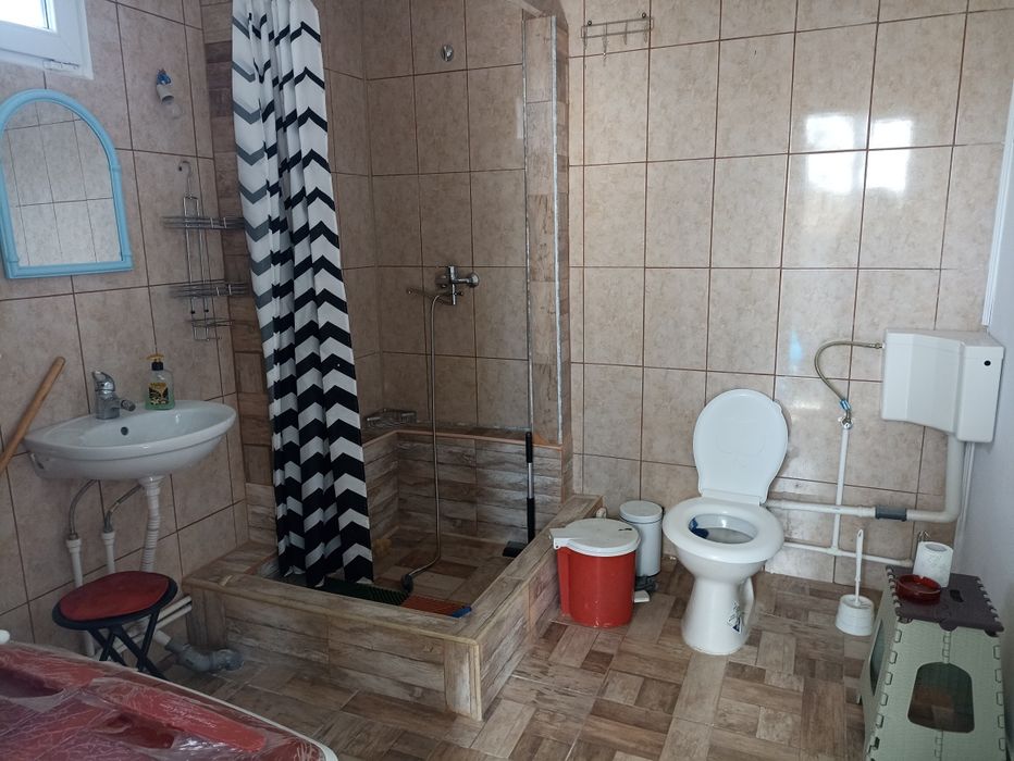 Casa 3 camere de vanzare