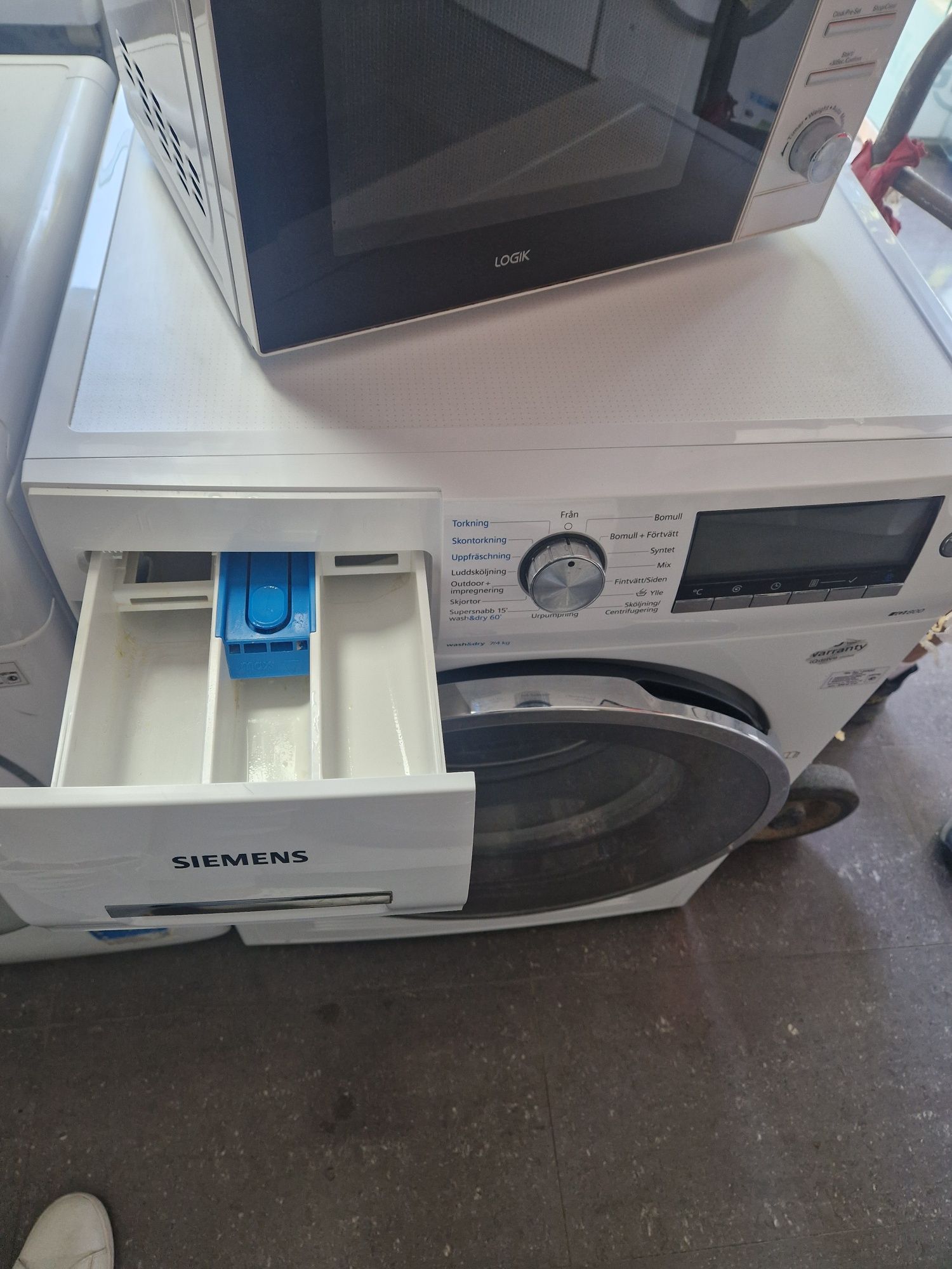 Пералня със сушилня Siemens IQ800 A+++
