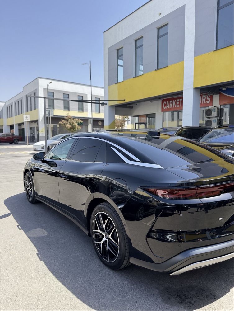 BYD Han L 2025 — Full Position