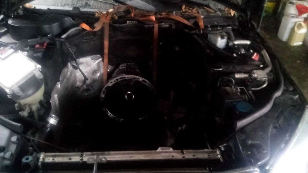 Mercedes C-klass C220 / CITITI ANUNTUL !!!