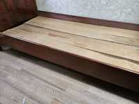 Продам кровать деревянную