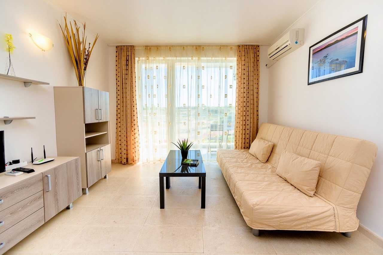 Дава се под наем Тристаен апартамент в Несебър - 85 кв.м за 1140 € - Снимка #1