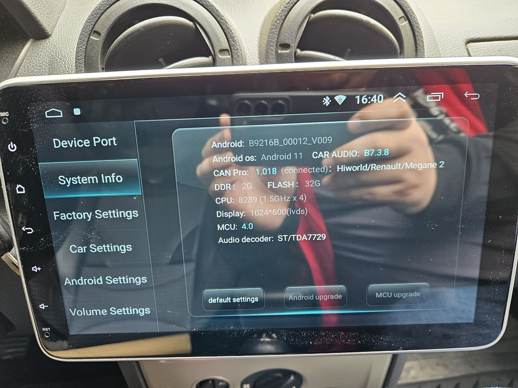 Vând navigatie auto 1DIN android 11