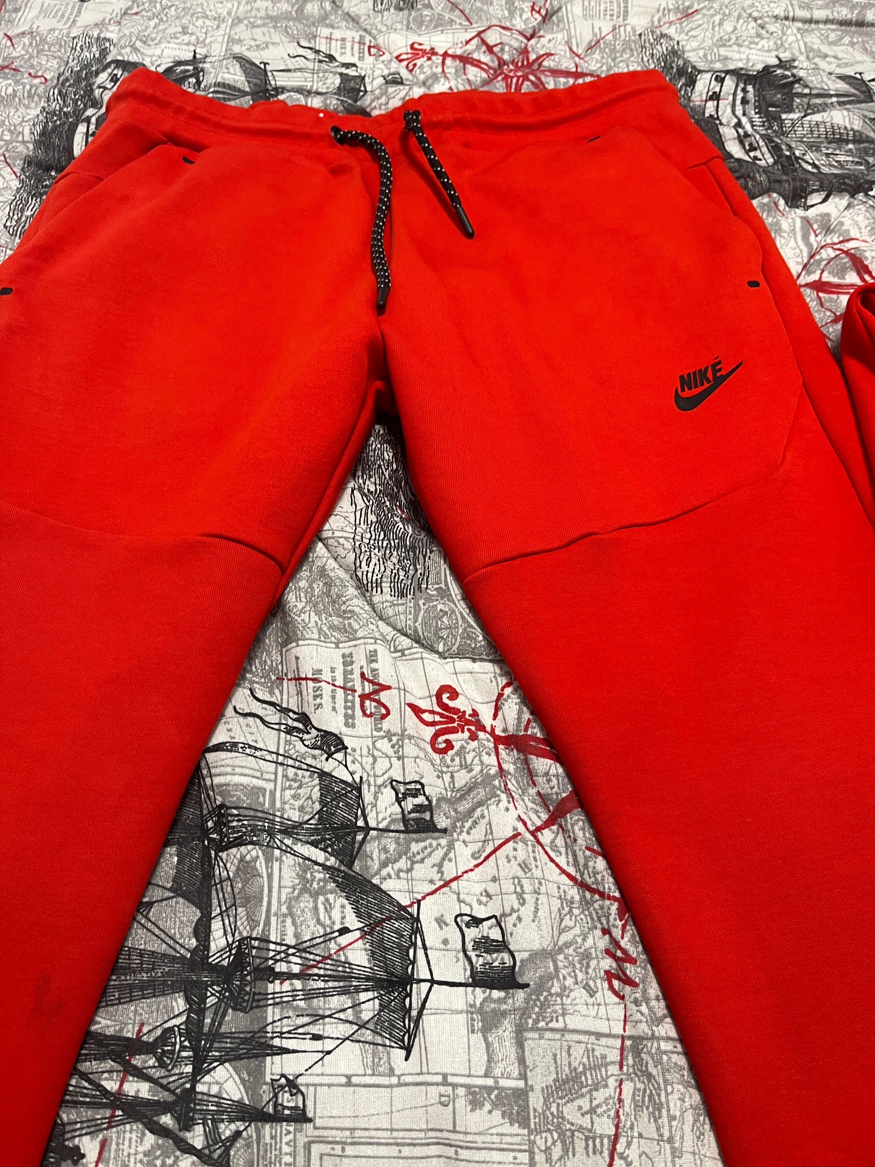 Nike tech fleece XL