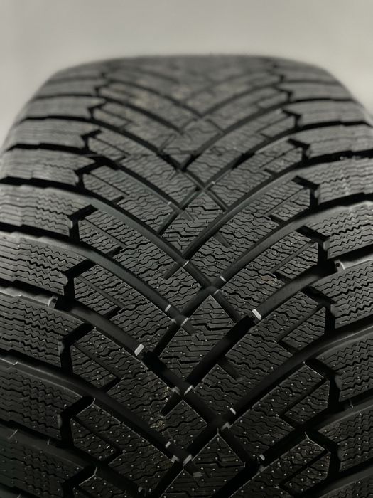 Нови зимни гуми ATLANDER 315/30R22 107V XL НОВ DOT БОРД 3153022