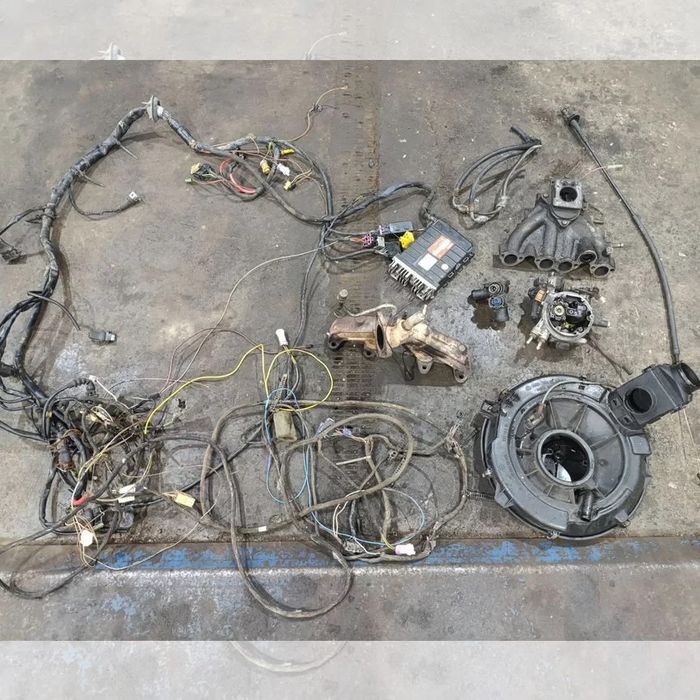 Продам комплект моновпрыска ауди 80