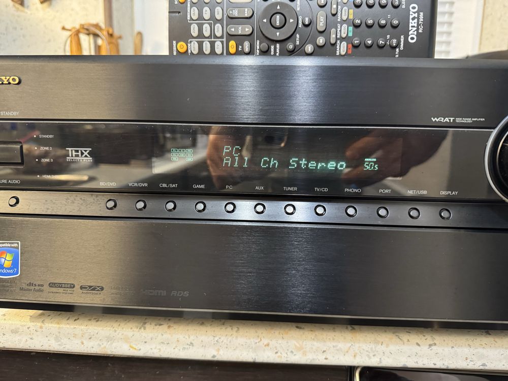 Onkyo TX-NR808 resiver